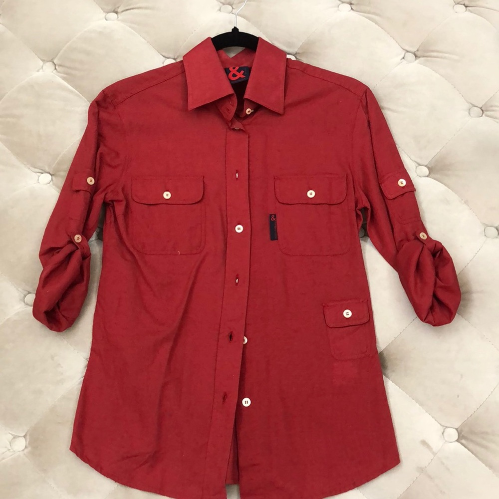 D&G red linen top